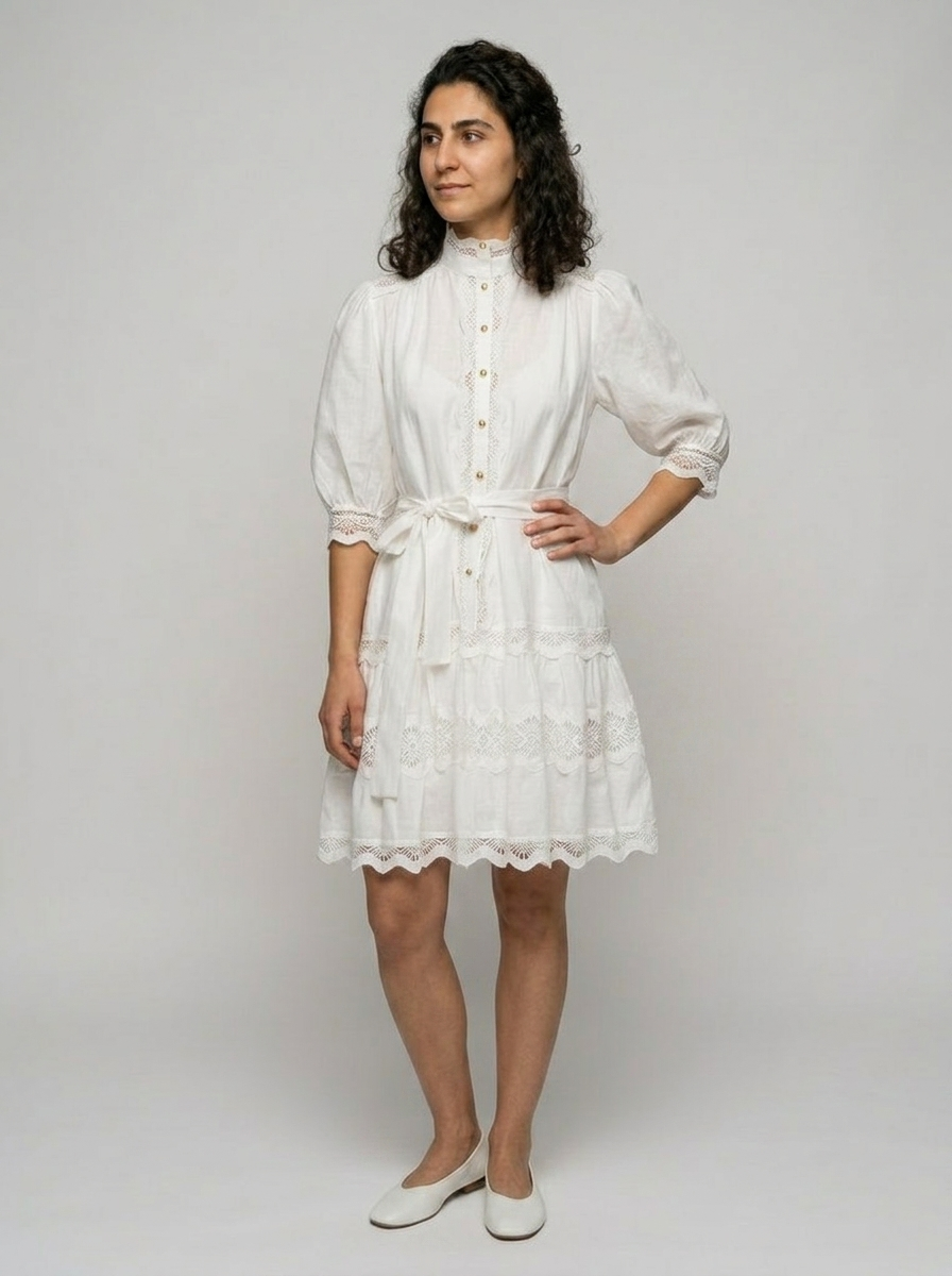 Robe Ithaki — Blanche Broderie Anglaise