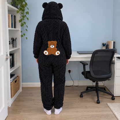CâlinOurs™ – Pyjama ultra-doux à capuche.
