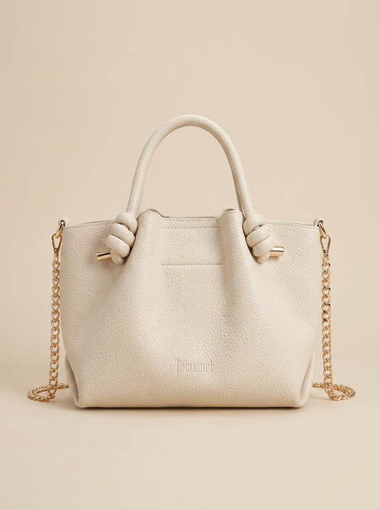 Τσάντα Tote — με Κόμπους & Χρυσές Λεπτομέρειες